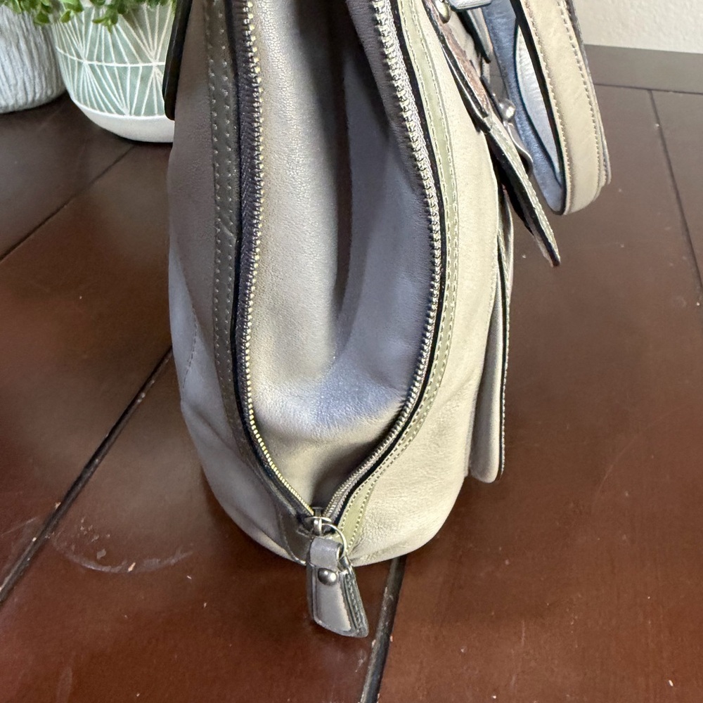 Coach Kristen Spectator Bag Expandable Grey Green Leather Zip Double Handle - Picture 7 of 16